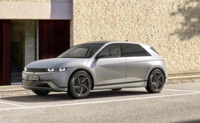 Hyundai Ioniq 5 Minimalismus trifft auf Hightech-Ästhetik