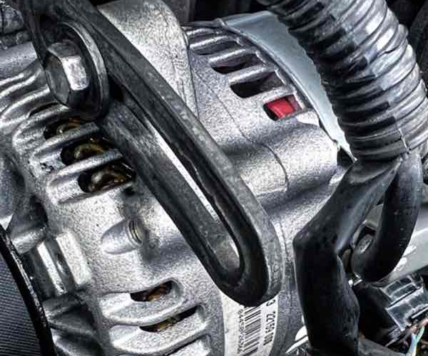 Defekt an der Lichtmaschine?