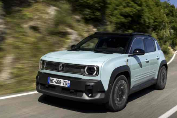 R4 - Sieg im Vergleichstest gegen Opel Frontera-e
